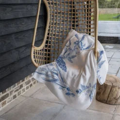 Christmas Holiday Frame With Pine Branches (Blanket) 6 Christmas Holiday Frame With Pine Branches (Blanket) -Decoration Store Blanket 977 D