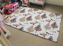 Christmas Tree, Holly Leaf Pattern (Rug) -Decoration Store Rug 978 D