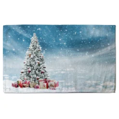 Beautiful Decorated Snowed In Christmas Tree (bath Towel)